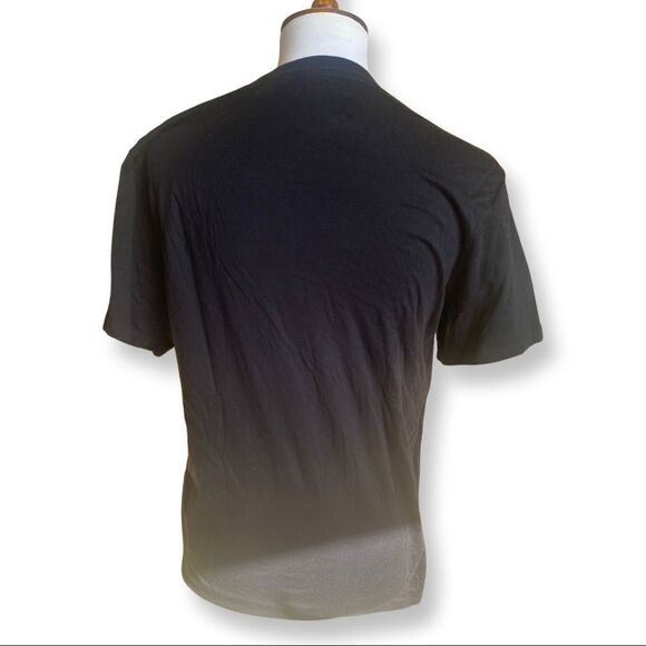 Guess Brand Black Panther T-shirt Mens Size Small - Picture 2 of 7